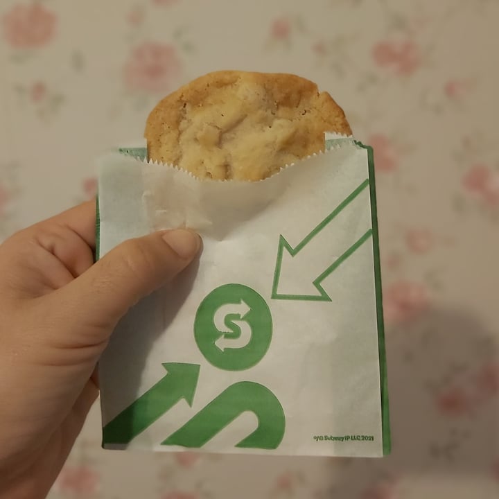 photo of Subway Cookie Macadâmia shared by @milaloss on  19 Aug 2022 - review