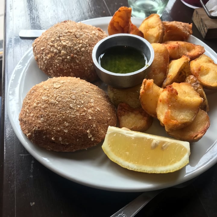 photo of FRATELLI Resto Bar Milanesas De Soja Rellenas Con Jamón Y Queso Vegano shared by @martugomezt on  23 Jun 2022 - review