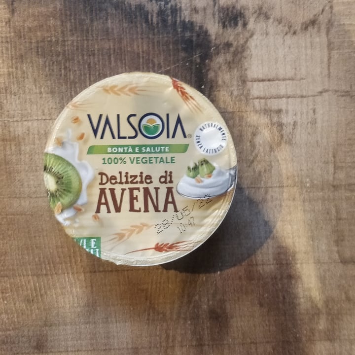 photo of Valsoia Delizia di Avena Kiwi shared by @zupparolo on  08 May 2022 - review
