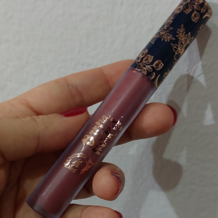 review photo of Bruna Tavares Batom líquido cor: Kel shared by @cybellesaffa on 31 Dec 2022 - review