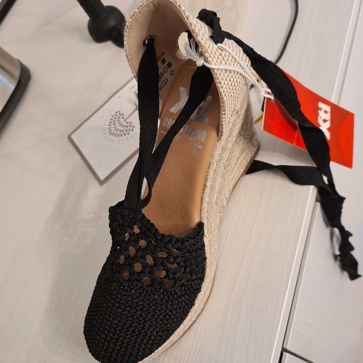 photo of Xti espadrillas shared by @serenacuzzocrea on  24 Jun 2022 - review