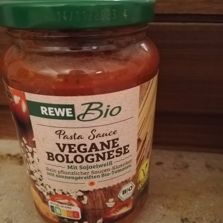 photo of Rewe Bio Vegane bolognese pasta sauce shared by @renatad on  18 Jan 2022 - review