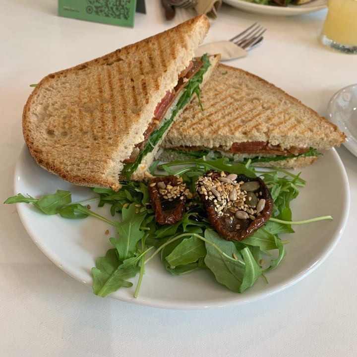 photo of Picnic Pastramheat Salad Sandwich shared by @jashment on  16 Jun 2022 - review