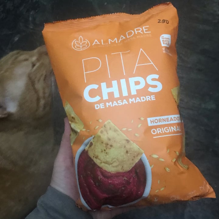 photo of Almadre Pita chips de masa madre shared by @lilanovel on  11 Jul 2022 - review