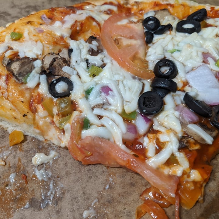 photo of Hometown Sports Grill Vegan pepperoni Pizza shared by @ygl on  04 Jul 2020 - review