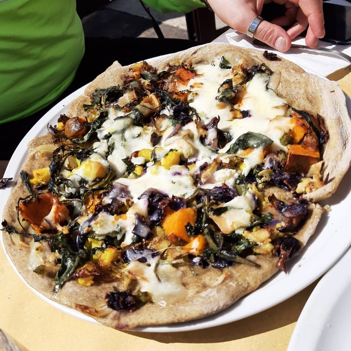 photo of Breaking Bread Pizza ortolana di stagione shared by @aledenobile on  08 Apr 2022 - review