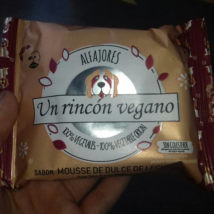 photo of Un Rincón Vegano Alfajor sabor Mousse de Dulce de Leche shared by @pr1x on  10 Nov 2021 - review