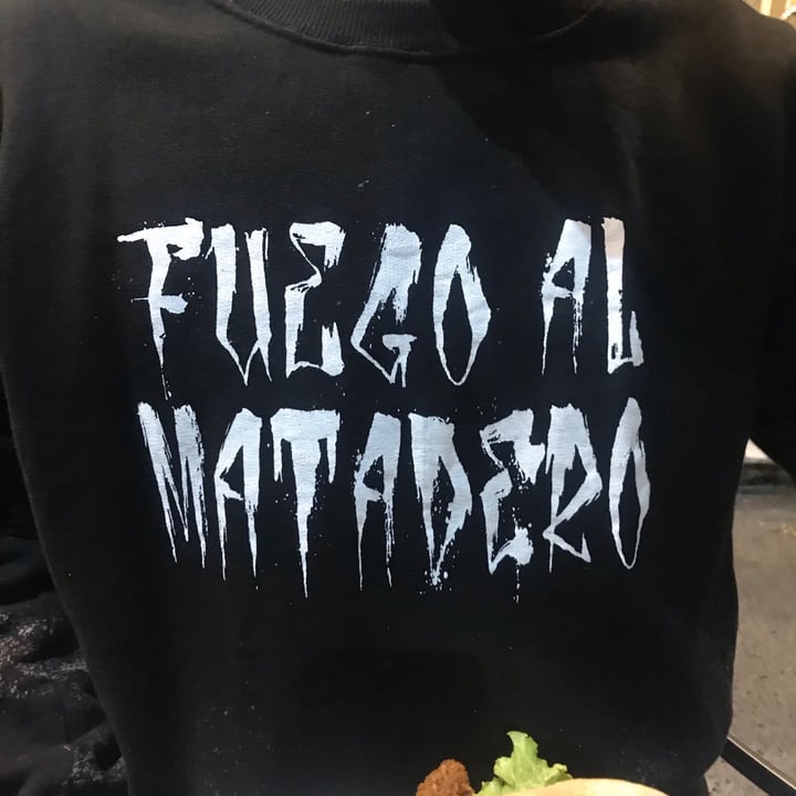 Frente Antiespecista Merch Buzo Fuego al Matadero Review abillion