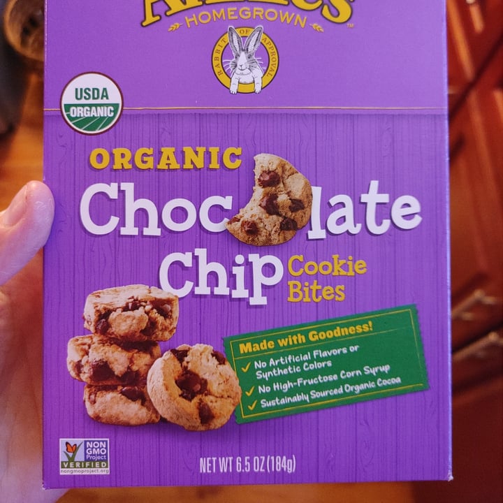 photo of Annie’s Chocolate Chip Cookie Bites shared by @matthooper on  18 Mar 2021 - review