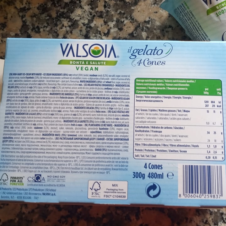 photo of Valsoia Il Gelato 4 coni shared by @titoherbito on  20 May 2022 - review