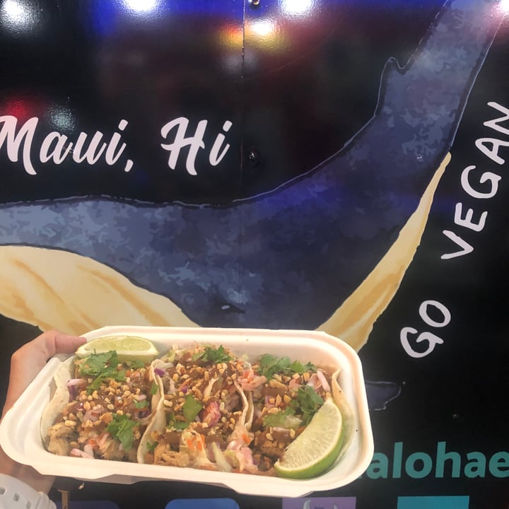 photo of Earth Aloha Eats Thai Chicken Tacos shared by @bandita on  20 Dec 2021 - review