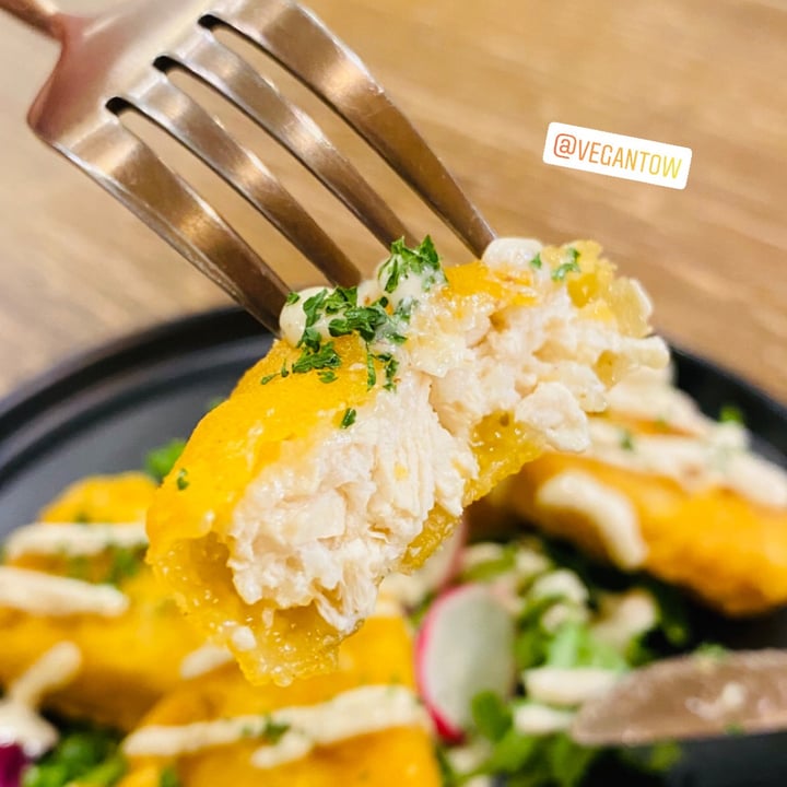 review photo of VegFarm無國界蔬食餐廳 Vegan Fish Fillet shared by @vegantow on 16 Jun 2020 - review