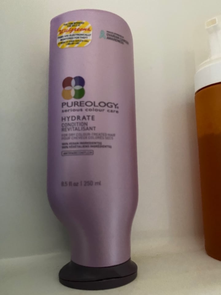photo of Pureology Hydrate conditioner shared by @emmyanmllvr on  02 Apr 2020 - review