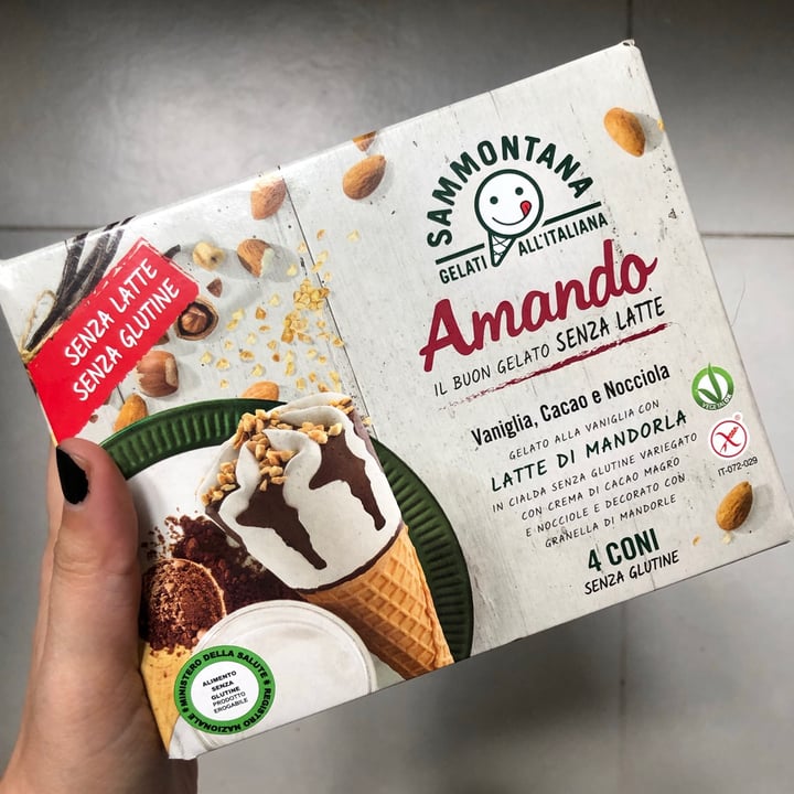 photo of Sammontana Amando Vaniglia, Cacao e Latte con Latte Di Mandorla shared by @selenagasparetto on  22 Sep 2021 - review
