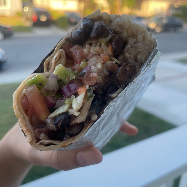 photo of Veggie Grill fishless burrito shared by @karenalba on  03 Aug 2022 - review
