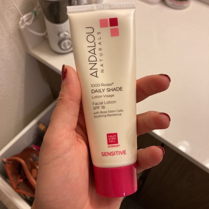 review photo of Andalou Naturals 1000 roses daily shade shared by @ohsnapkittykat on 02 Jul 2021 - review