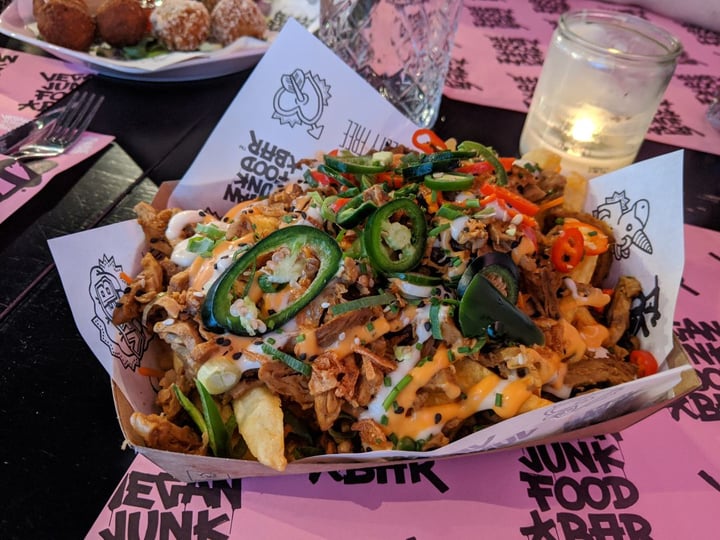 photo of Vegan Junk Food Bar Kapsalon shared by @bitttttten on  19 Dec 2019 - review