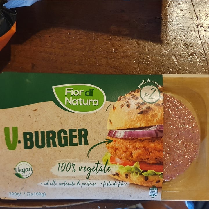 review photo of Fior di Natura V-Burger shared by @aileen0 on 16 May 2022 - review
