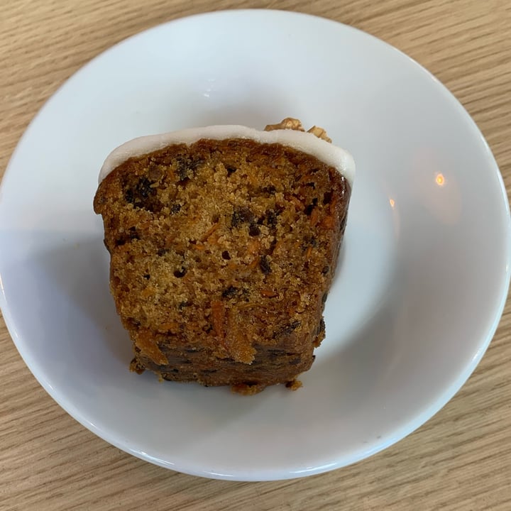 photo of Amelia Café Carrot cake shared by @sechague on  15 Oct 2022 - review