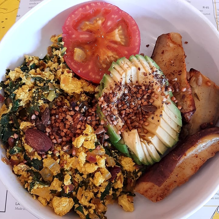 photo of Lexi's Healthy Eatery Sexy spinach scramble shared by @rynol on  11 May 2021 - review