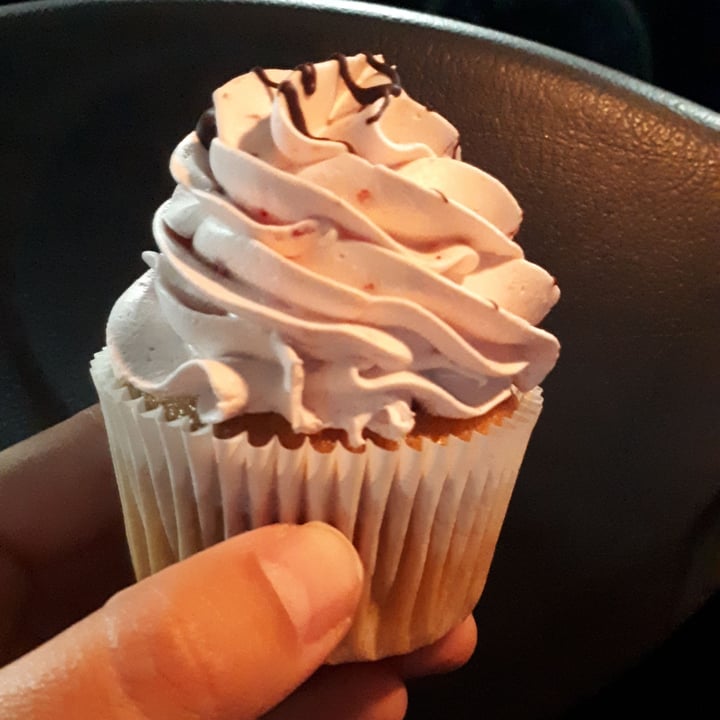 photo of Bohemian Lane Pastelería Vegana Cupcake shared by @yemapel on  18 Oct 2020 - review