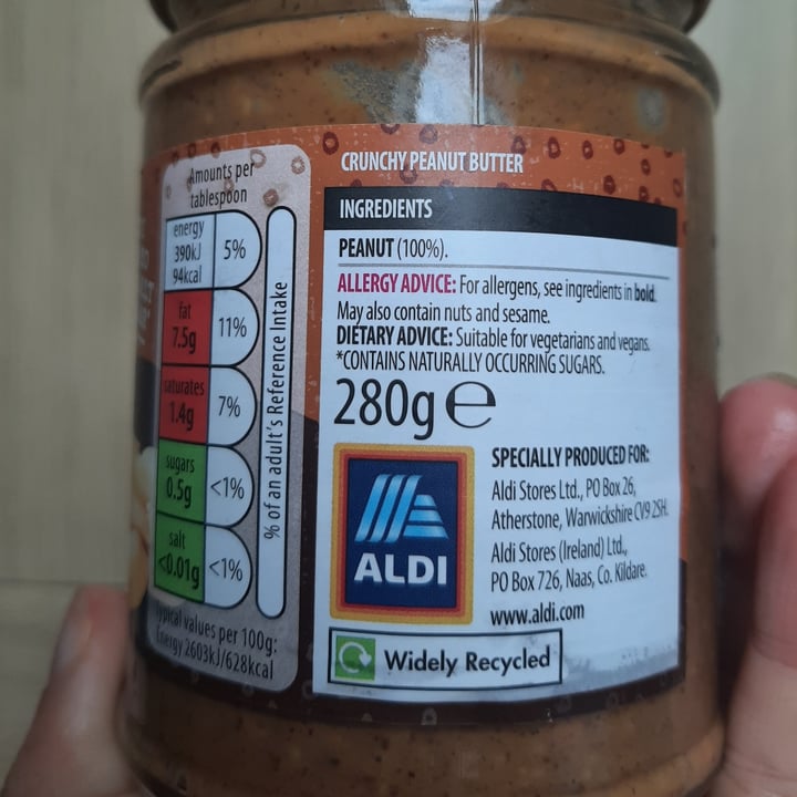 photo of The Foodie Market Crunchy Peanut Butter shared by @ludoludo on  16 Apr 2022 - review