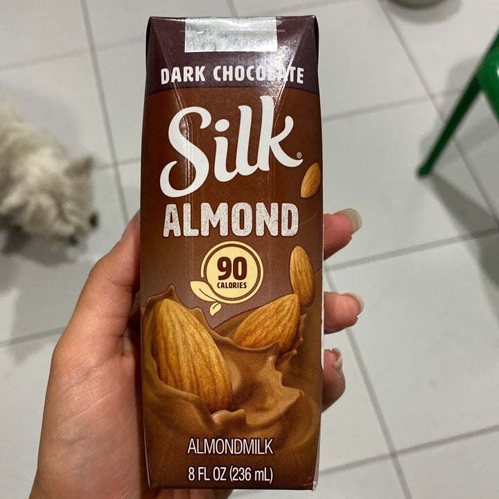 review photo of Silk Dark Chocolate Almond Milk shared by @silvanatellez29 on 07 Oct 2020 - review