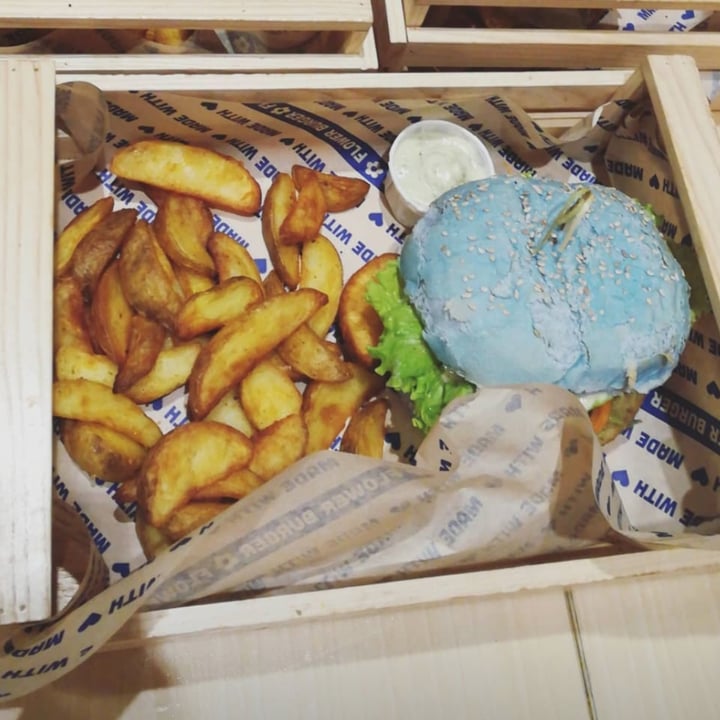 photo of Flower Burger Ocean burger shared by @juliet17 on  13 Mar 2022 - review