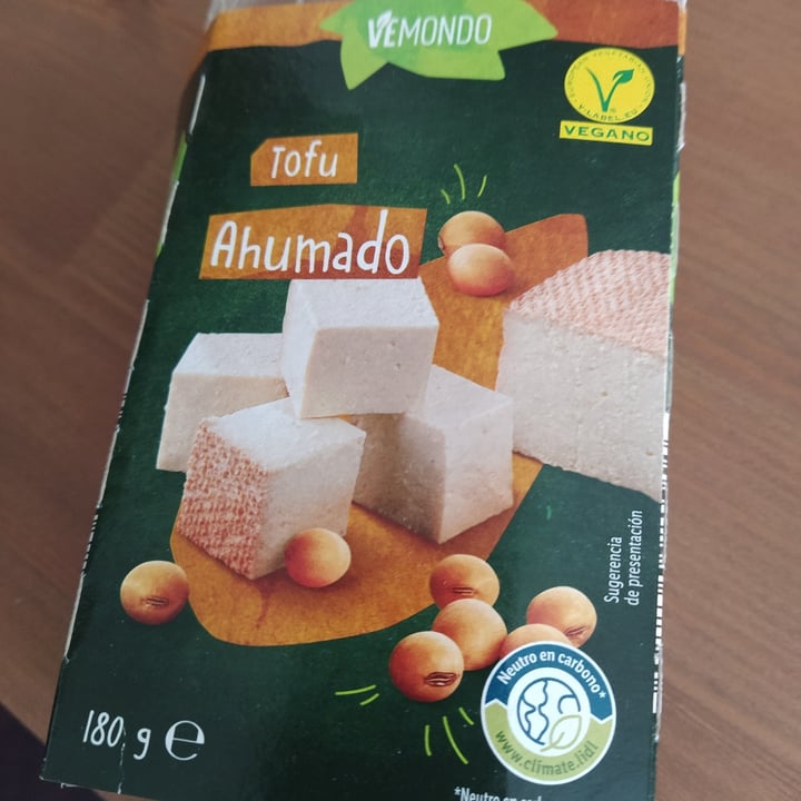 photo of Vemondo  tofu ahumado shared by @marinasnchez on  16 Jul 2022 - review