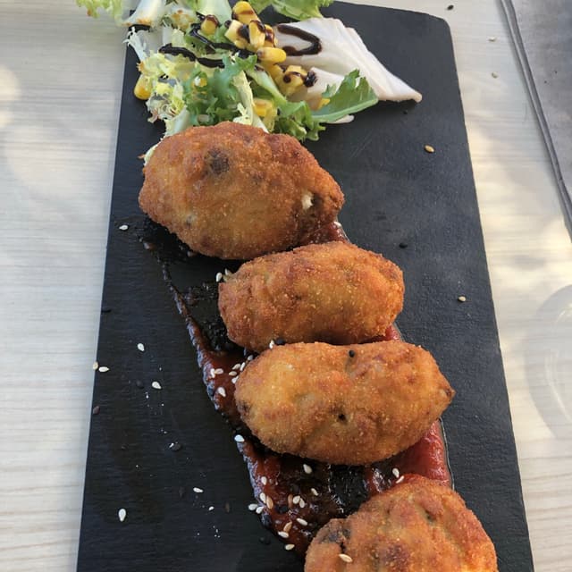 Foto do prato “Croquetas”