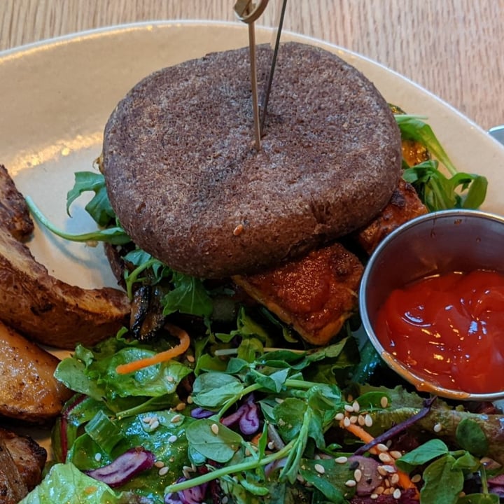 photo of Hello 123 Toasty Tempeh Sandwich shared by @shaynak112 on  19 Apr 2022 - review