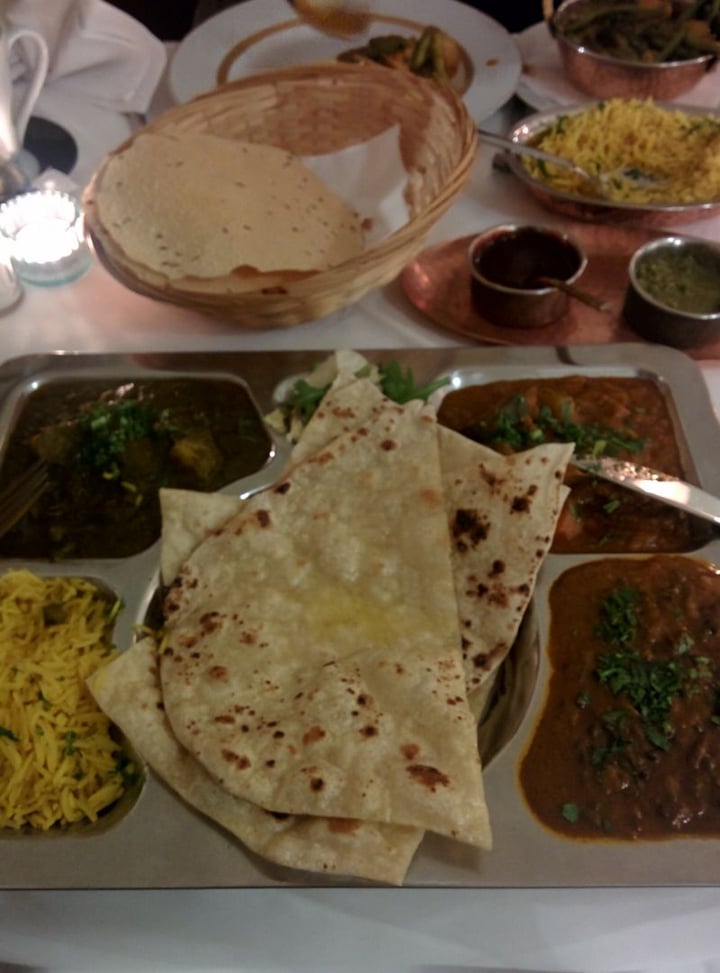 photo of Nordindisches Restaurant "Guru" Vegane Platte shared by @kybernetes77 on  08 Mar 2020 - review
