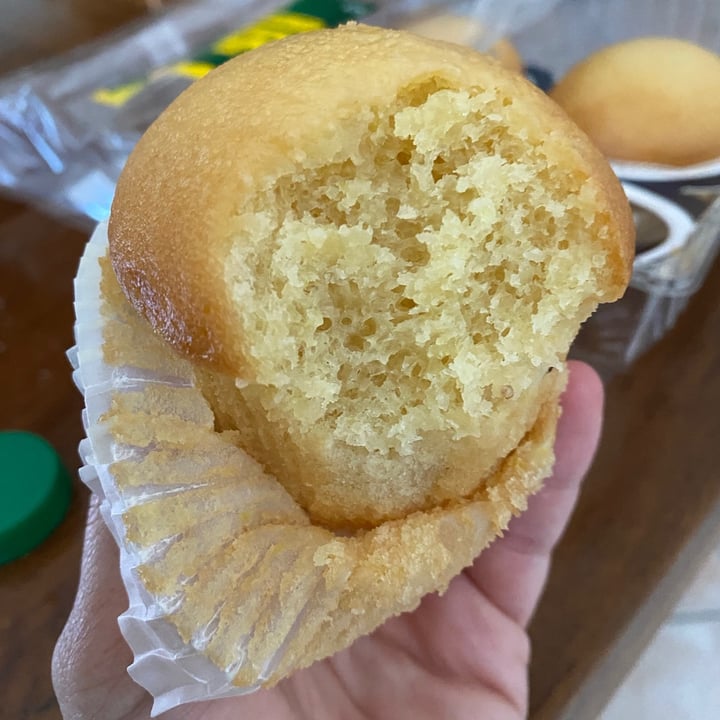 photo of Vemondo Vegan Muffins Vanilla Flavoured shared by @whatthefuck on  06 Aug 2021 - review