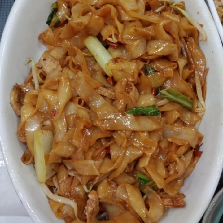 photo of Xing Xing Vegetarian Food Veg Fried Kway Teow shared by @cheddarhamster on  30 Mar 2022 - review