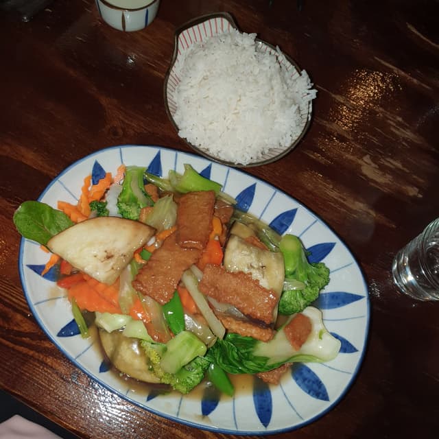 Foto del plato “Souce Mushrooms and pork”