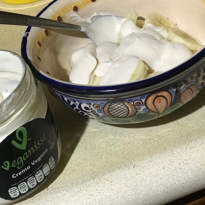 photo of Veganisse Crema Vegana shared by @addy-quiroz on  29 May 2020 - review