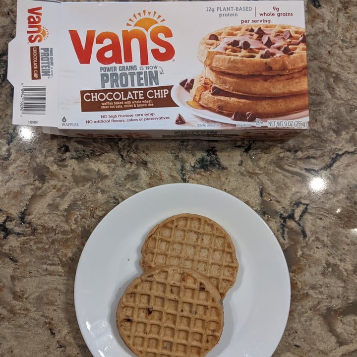 review photo of Van’s Foods Protein Chocolate Chip Waffles shared by @veganviews on 24 Jan 2022 - review