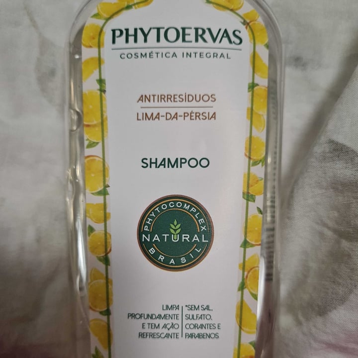 photo of Phytoervas Shampoo Antirresíduos Lima-da-pérsia shared by @gisellafadda on  07 May 2022 - review