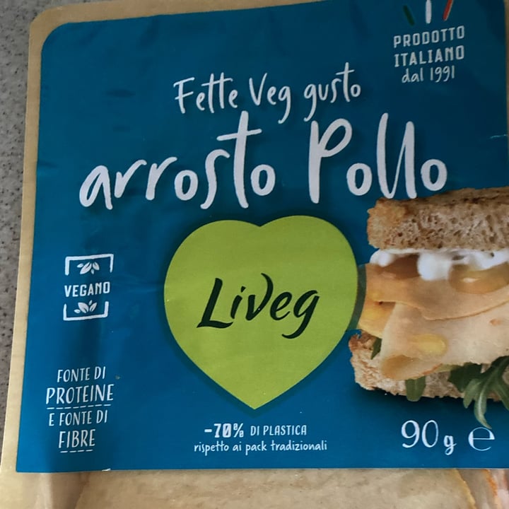 review photo of Liveg Affettato gusto arrosto di pollo shared by @megveg85 on 12 Mar 2022 - review