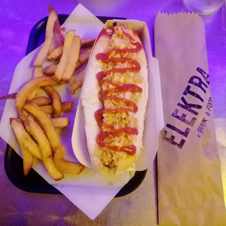 photo of Elektra Punk & Food Perra shared by @nataliagarzon on  31 Jul 2021 - review