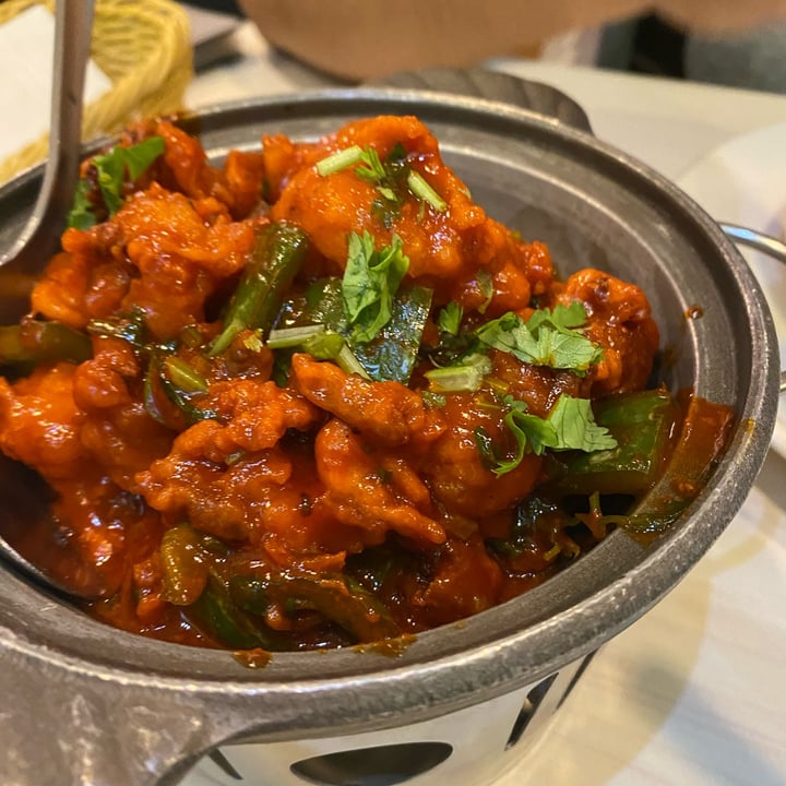 photo of Gokul Vegetarian Restaurant gobi manchurian shared by @theveganduck on  29 Oct 2022 - review