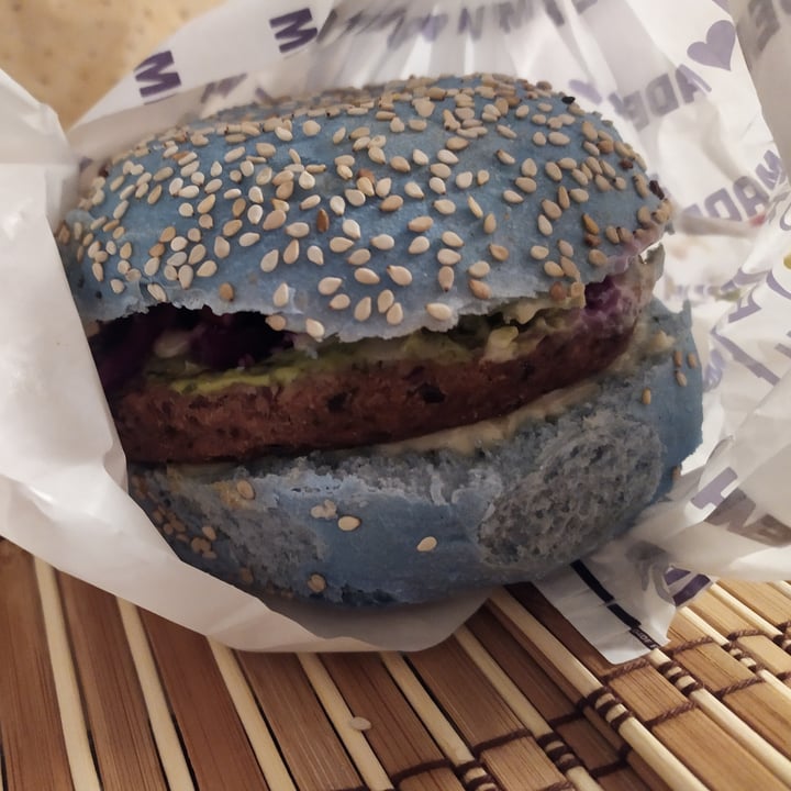 photo of Flower Burger Puffo burger shared by @senja on  24 Mar 2022 - review