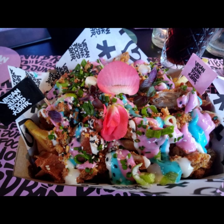 photo of Vegan Junk Food Bar Iconic rainbow fries shared by @lillybootz on  06 Oct 2022 - review