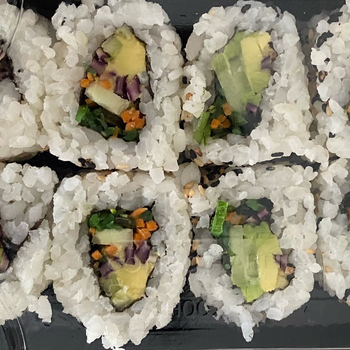 photo of MACHAPOKÈ Vegan Roll shared by @letiziatremolada on  04 Oct 2022 - review