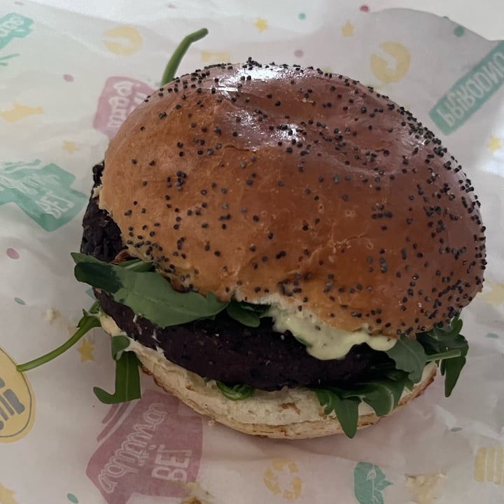 photo of Submarine Burger Italian vegan single shared by @braindome on  28 Apr 2022 - review
