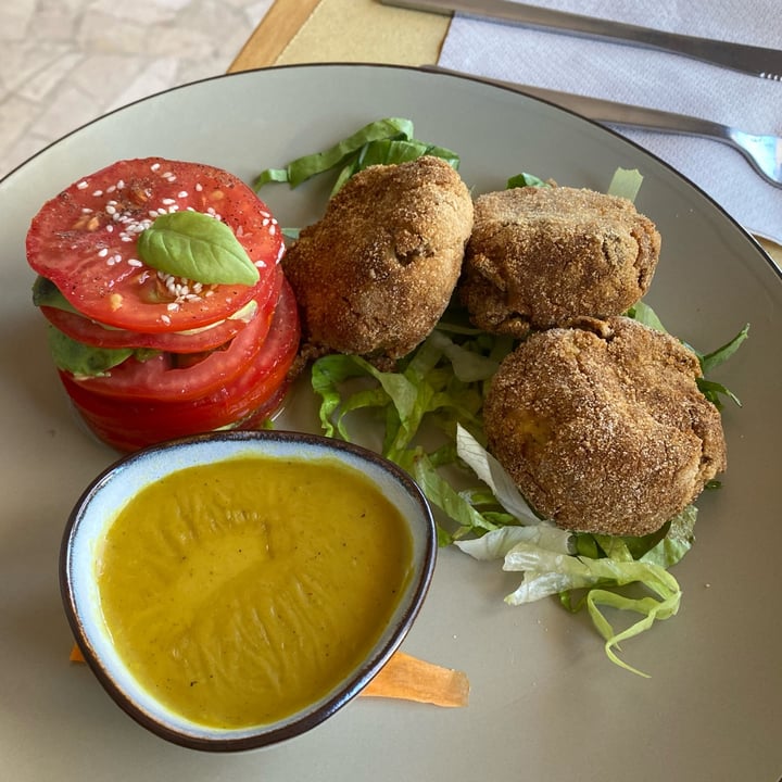 photo of Vitaminas24 polpette di tempeh shared by @andrius on  15 Jul 2022 - review