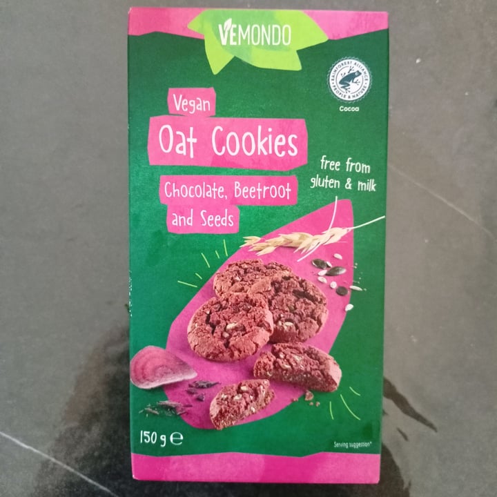 photo of Vemondo  Oat Cookies Chocolate, Beetroot and Seeds shared by @stefaniaor on  16 Aug 2022 - review