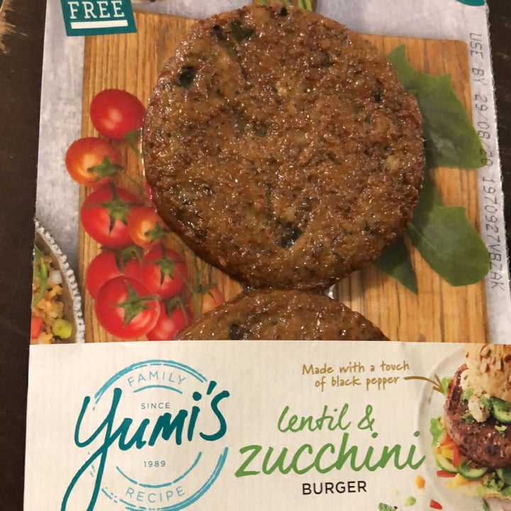 photo of Yumi's lentil and zucchini burger shared by @basicblake on  25 Jul 2020 - review