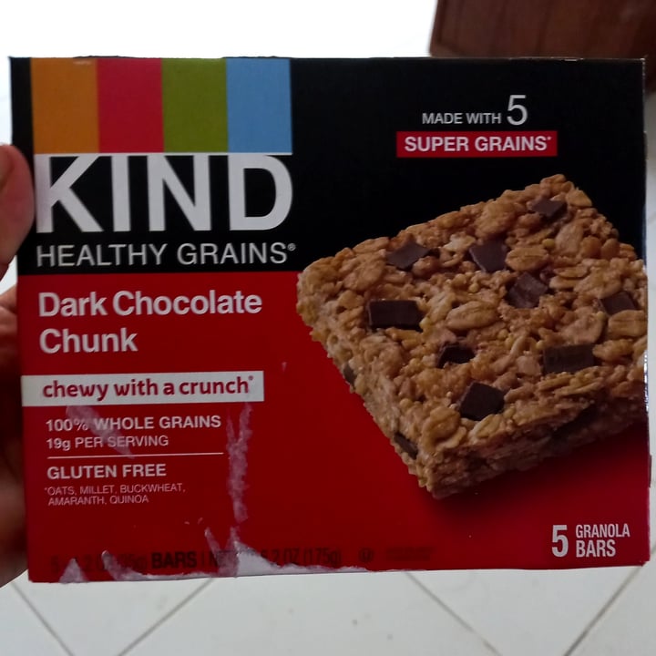 photo of KIND Dark Chocolate Chunk shared by @angiemauries on  20 Jul 2021 - review