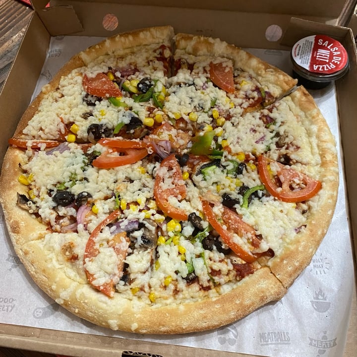 photo of Melt Pizzas Pizza vegan veggie shared by @patty4 on  03 Oct 2022 - review